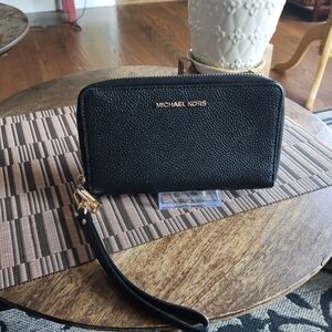 Michael Kors Black Wristlet Wallet